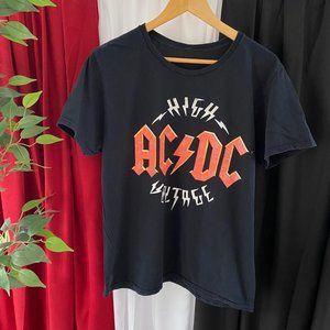 AC/DC HIGH VOLTAGE BAND TEE